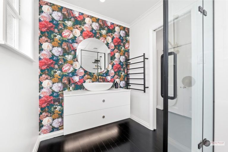 Photo of property in 13 Harris Street, Naenae, Lower Hutt, 5011