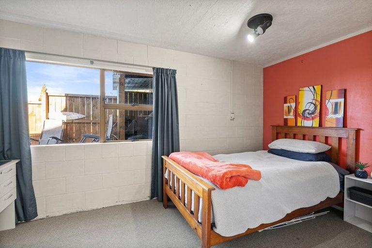 Photo of property in 9 Cromwell Place, Pukekohe, 2120