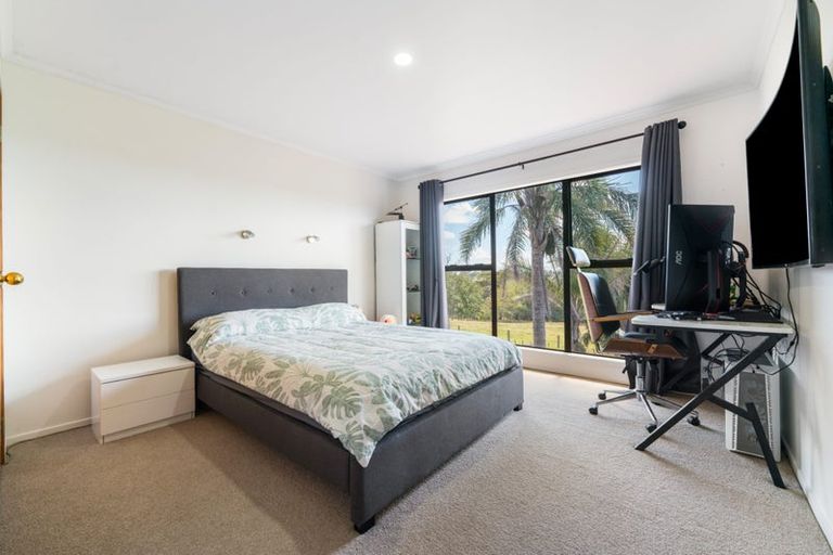 Photo of property in 14 Peters Lane, Taupaki, Henderson, 0782