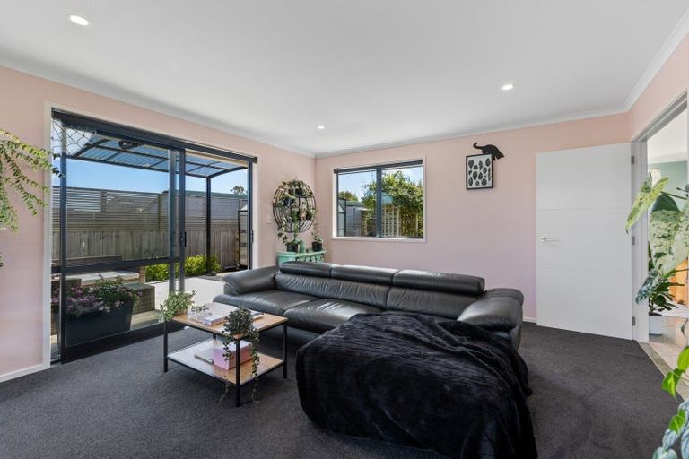 Photo of property in 14 Tangaroa Street, Waitara, 4320