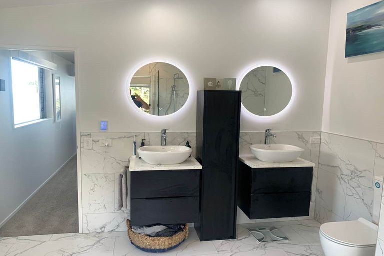 Photo of property in 17 Seacrest Boulevard, Langs Beach, Waipu, 0582