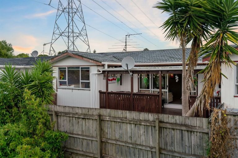 Photo of property in 3/72 Portage Road, New Lynn, Auckland, 0600