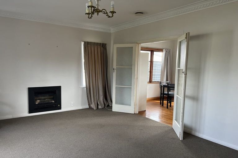 Photo of property in 19 Brocas Avenue, Hillcrest, Hamilton, 3216