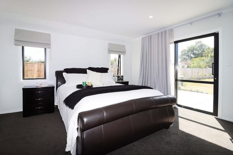 Photo of property in 13 Madison Street, Carterton, 5713