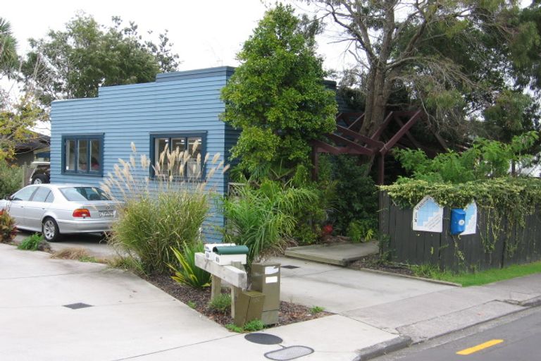 Photo of property in 49a Pakuranga Road, Pakuranga, Auckland, 2010