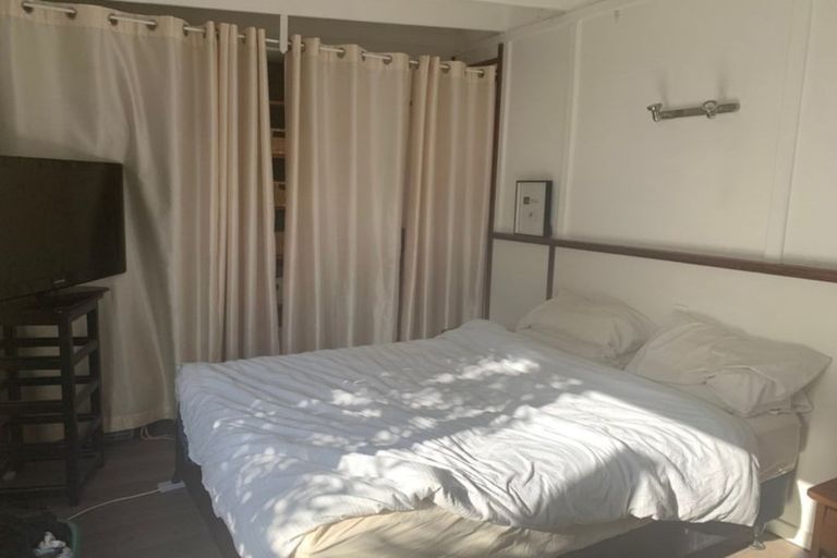 Photo of property in 140 Attwood Road, Paremoremo, Auckland, 0632