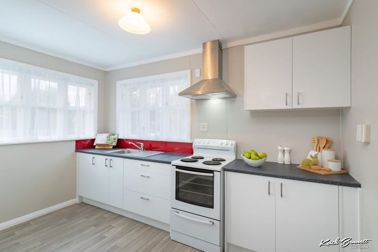 Photo of property in 1 Totara Street, Trentham, Upper Hutt, 5018