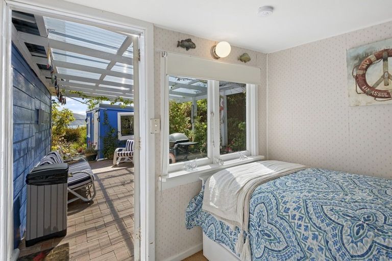 Photo of property in 17 Purau Avenue, Diamond Harbour, 8972