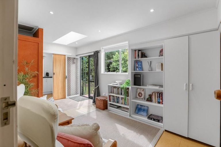 Photo of property in 91 Golf Road, Paraparaumu Beach, Paraparaumu, 5032