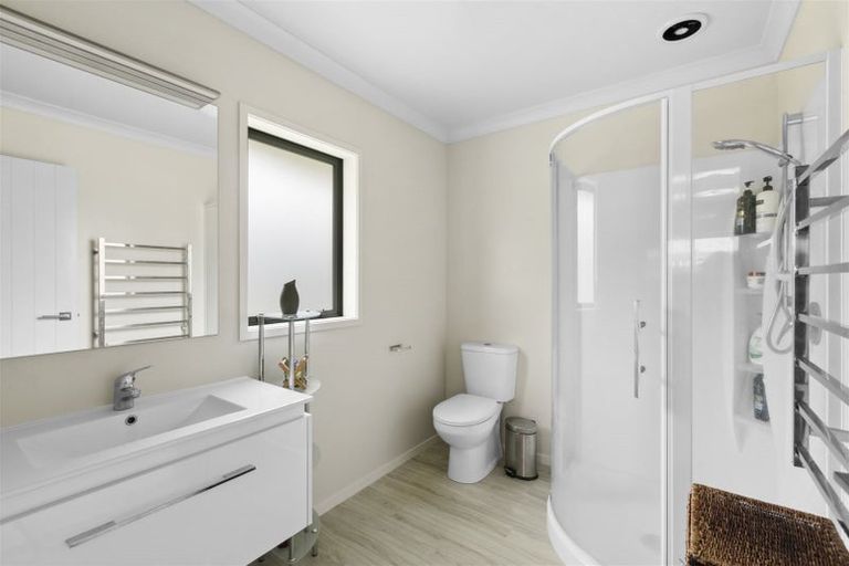 Photo of property in 11 Fernbrook Drive, Hurworth, New Plymouth, 4310