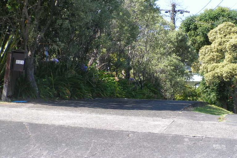 Photo of property in 221 Forrest Hill Road, Forrest Hill, Auckland, 0620
