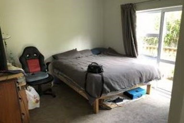 Photo of property in 15 Sawyers Lane, Silverdale, 0932