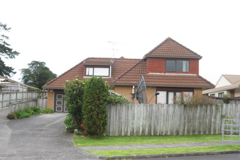 Photo of property in 1/9 Britannia Place, Half Moon Bay, Auckland, 2012