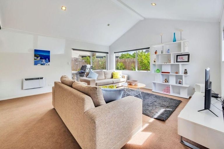 Photo of property in 4/372 Whangaparaoa Road, Stanmore Bay, Whangaparaoa, 0932