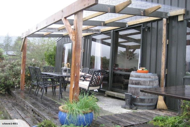 Photo of property in 70 Greens Road, Linton, Palmerston North, 4472