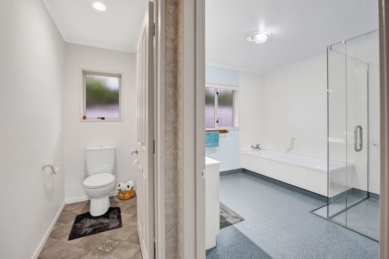 Photo of property in 148 Carrington Street, Lower Vogeltown, New Plymouth, 4310