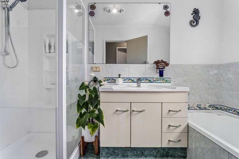 Photo of property in 6 Strathmore Place, Whakatane, 3120