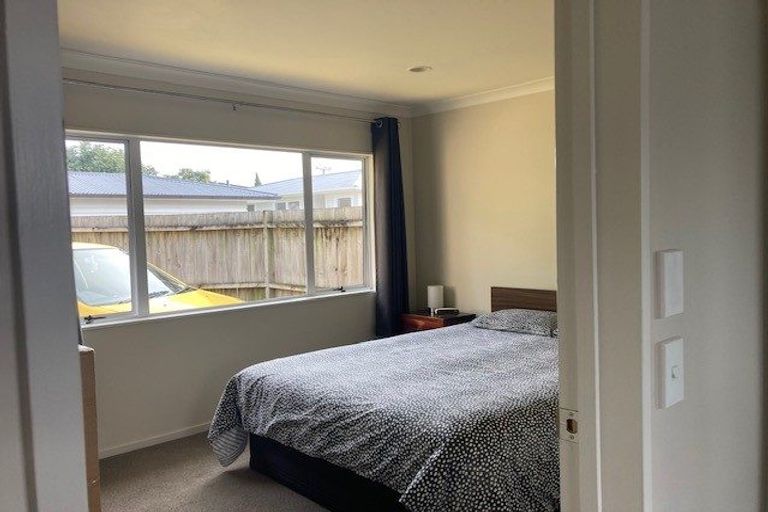 Photo of property in 42 Tiraumea Drive, Pakuranga, Auckland, 2010