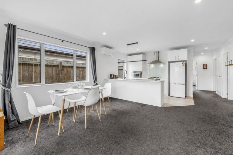 Photo of property in 127 Kuaka Drive, Takanini, 2112