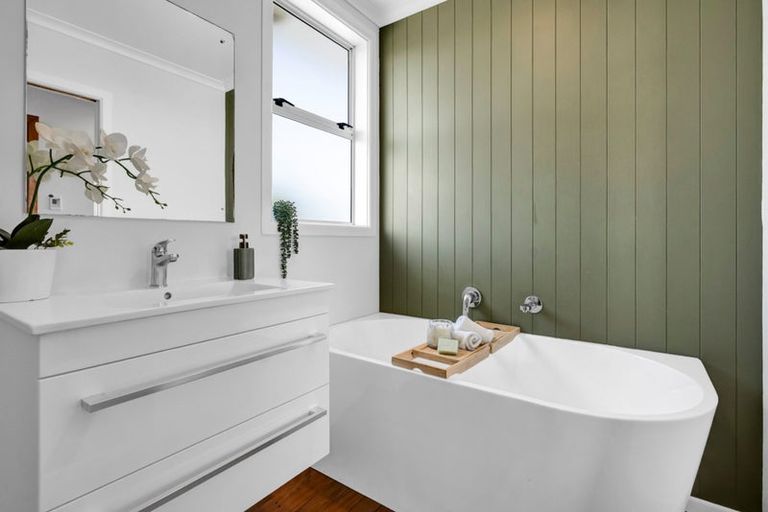 Photo of property in 7 Hulke Crescent, Bell Block, New Plymouth, 4312