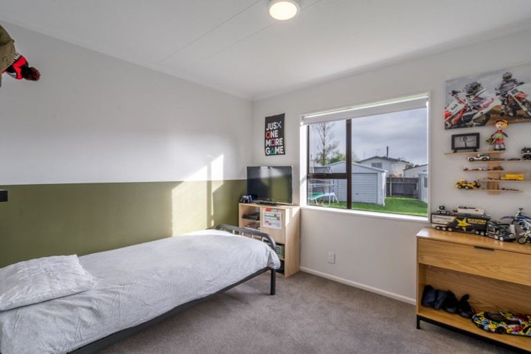 Photo of property in 20 O'byrne Street, Waikiwi, Invercargill, 9810