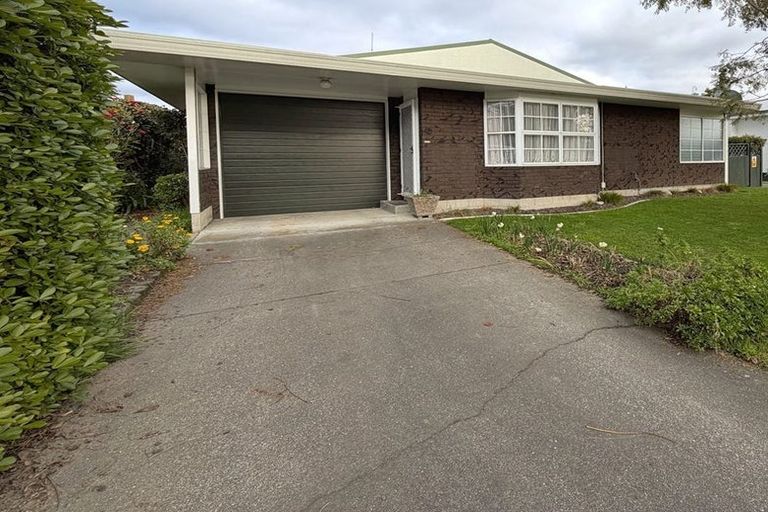 Photo of property in 2/32 Riverbend Road, Onekawa, Napier, 4110
