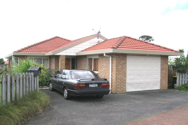 Photo of property in 15 Diana Place, Ranui, Auckland, 0612