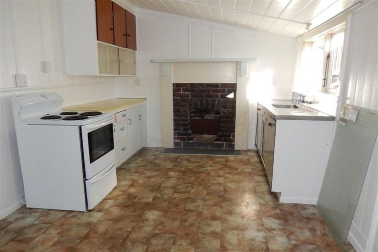 Photo of property in 99 Lemon Street, New Plymouth, 4312