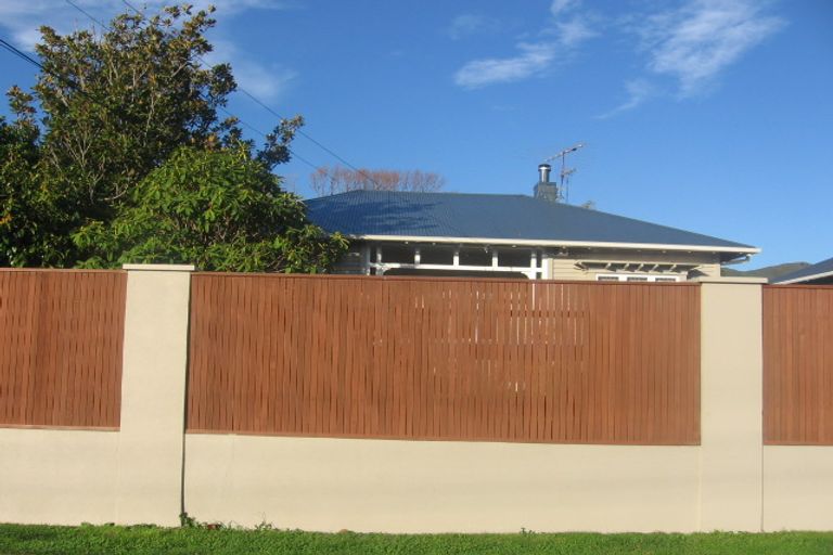 Photo of property in 42 Penrose Street, Woburn, Lower Hutt, 5010