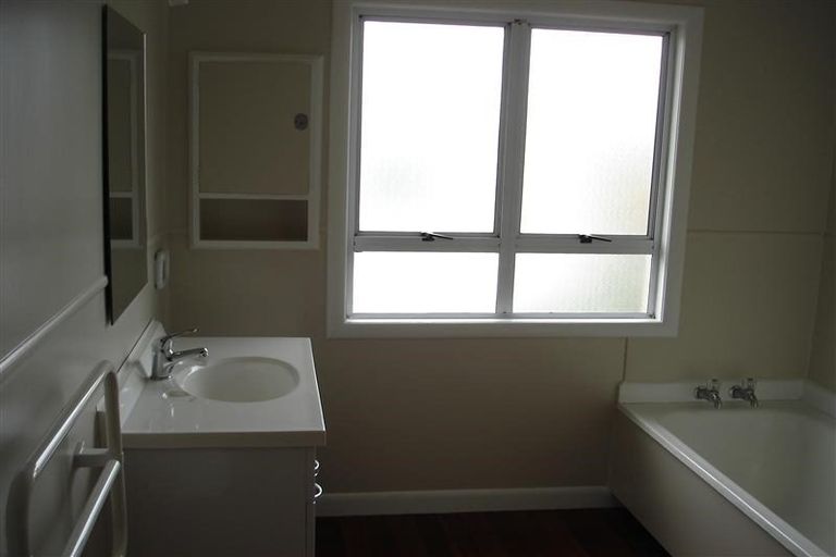 Photo of property in 4 North Street, Woodhill, Whangarei, 0110