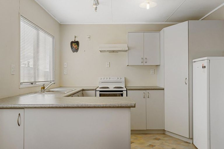 Photo of property in 36 Hinemoa Avenue, Taupo, 3330