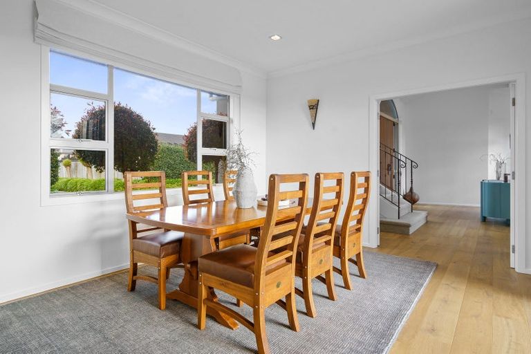 Photo of property in 5 Cooper Crescent, Cambridge, 3434