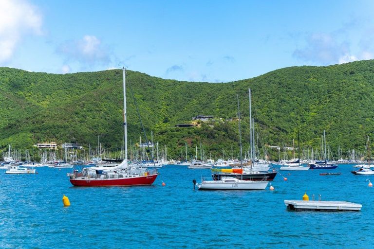 Photo of property in 24 Amelia Crescent, Waikawa, Picton, 7220