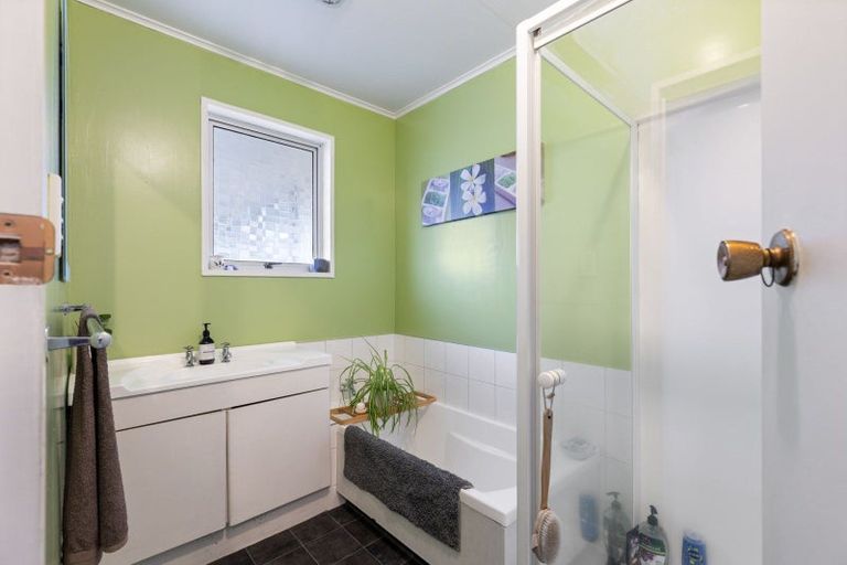 Photo of property in 6 Turakina Street, Westbrook, Palmerston North, 4412