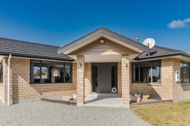 Photo of property in 73 Mcpadden Road, Westport, 7892