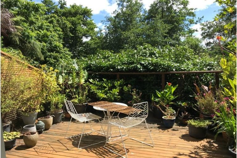 Photo of property in 2/1200 Victoria Street, Whitiora, Hamilton, 3200