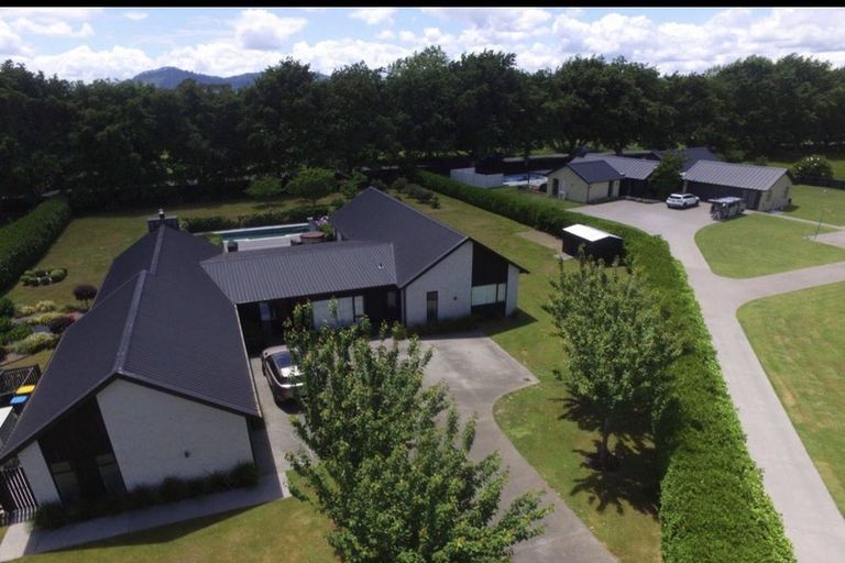 Photo of property in 7 South Oaks Close, Pukemoremore, Cambridge, 3493