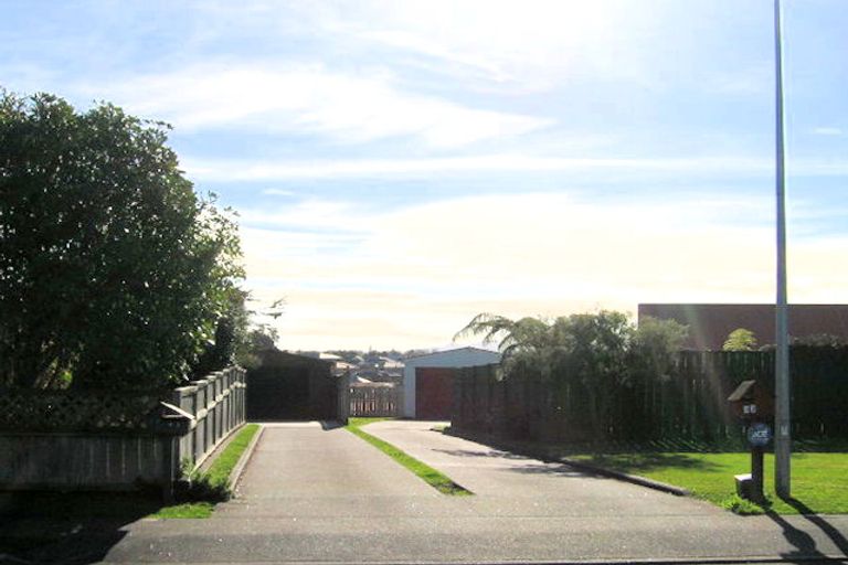 Photo of property in 35 Rosehill Place, Nawton, Hamilton, 3200