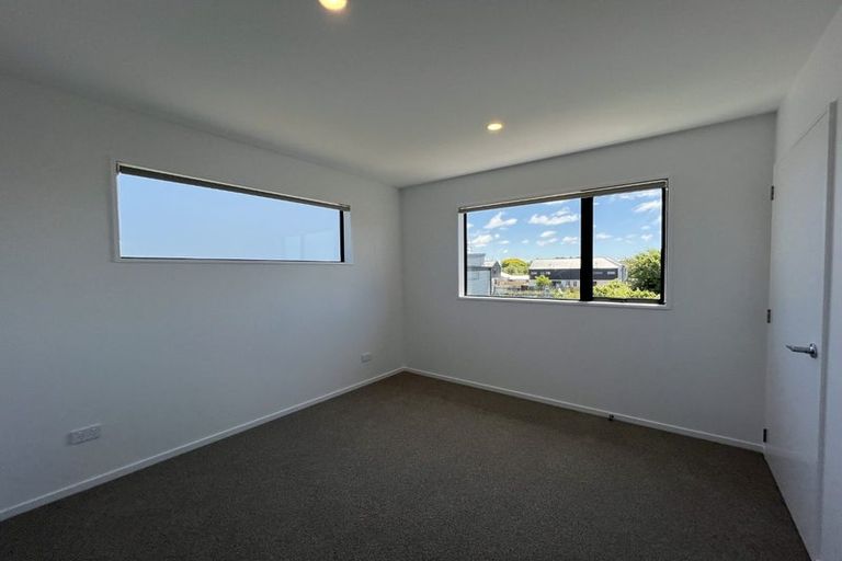 Photo of property in 5/89 Barbour Street, Waltham, Christchurch, 8011
