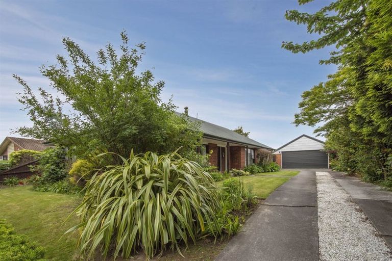 Photo of property in 41 Karnak Crescent, Russley, Christchurch, 8042