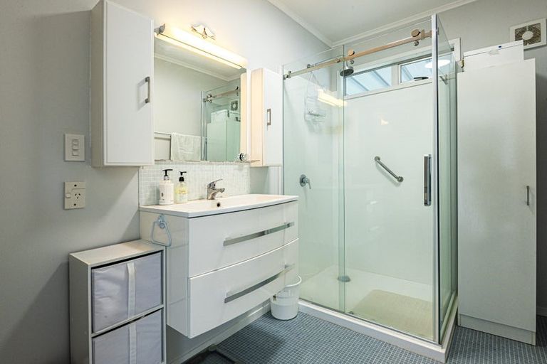 Photo of property in 44 Waipapa Road, Matarau, Whangarei, 0176