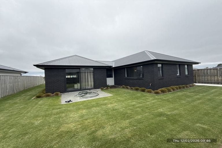 Photo of property in 3 Stackwood Avenue, Woodend, 7610