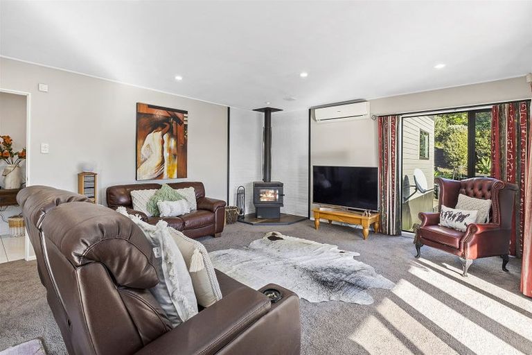 Photo of property in 17 Langwell Place, Papakowhai, Porirua, 5024