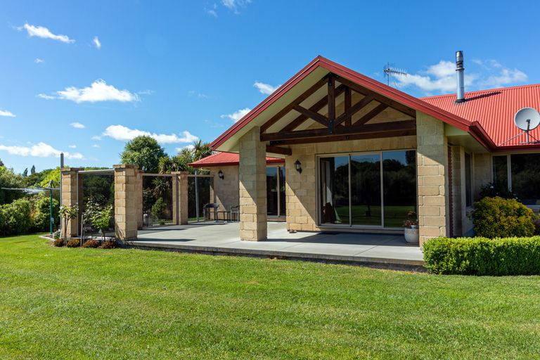 Photo of property in 27 Greig Street, Pleasant Point, 7903