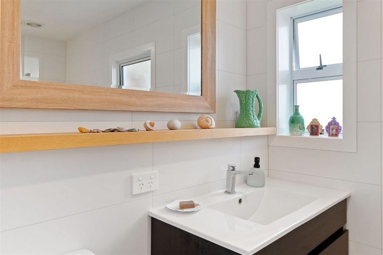 Photo of property in 105 Tuck Road, Whangamata, 3620