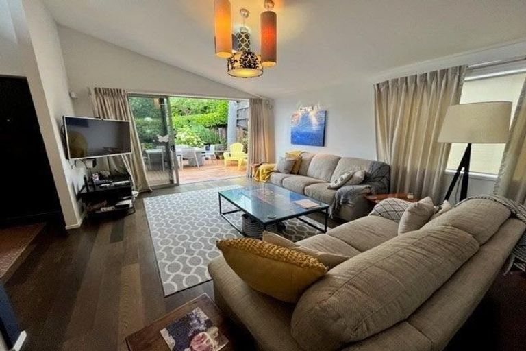 Photo of property in 32a Waterloo Street, Howick, Auckland, 2014