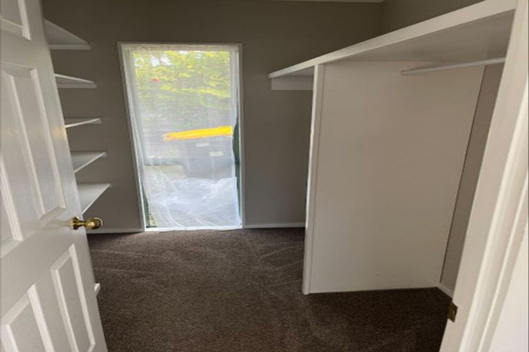 Photo of property in 74 Rosario Crescent, Red Beach, 0932
