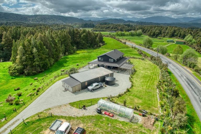 Photo of property in 147 Lake Kaniere Road, Blue Spur, Hokitika, 7811