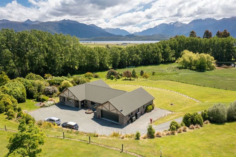 Photo of property in 31 Patience Bay Drive, Te Anau, 9679