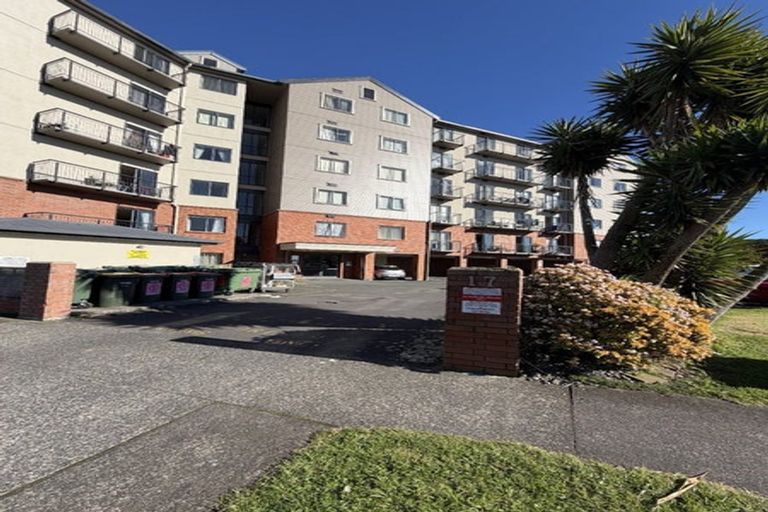 Photo of property in 5c/17 Crown Lynn Place, New Lynn, Auckland, 0600
